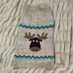 Petco Moose sweater. Size XL